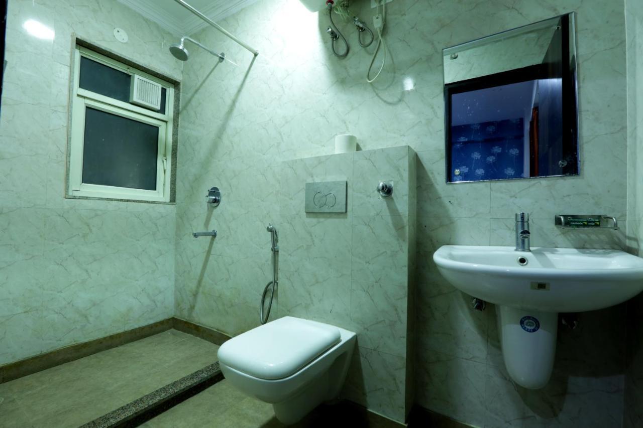 Hotel Ark Suites At Delhi Airport ニューデリー エクステリア 写真