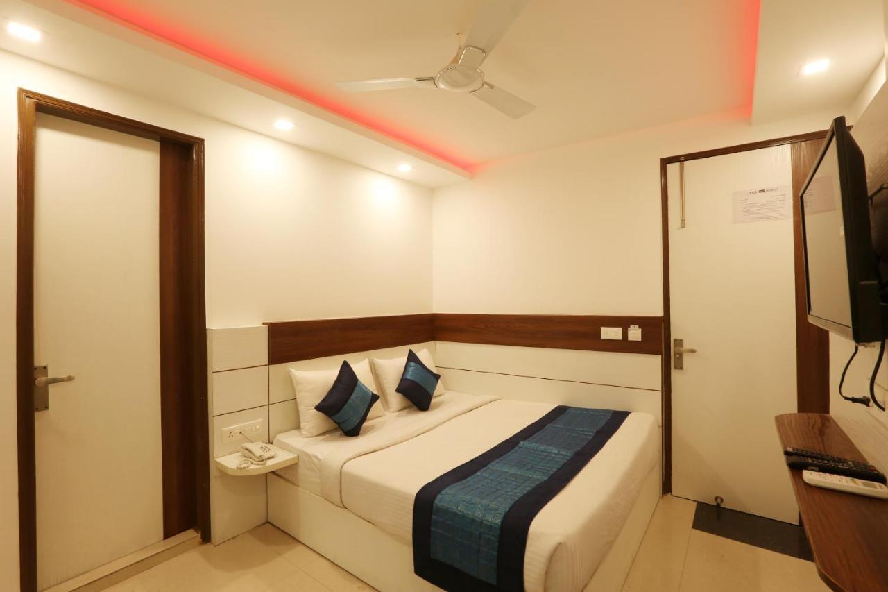 Hotel Ark Suites At Delhi Airport ニューデリー エクステリア 写真