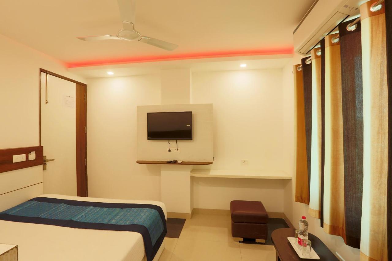 Hotel Ark Suites At Delhi Airport ニューデリー エクステリア 写真